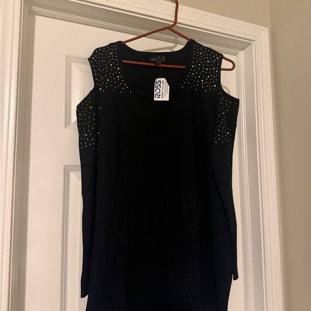 NWT Women’s Peek-a-Boo Black Sweater with Studded Detailing Size 2X